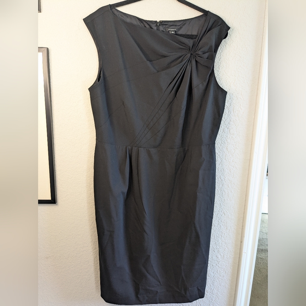 Ann Taylor Midi Sheath Dress Size 16 Black Stretch Wool Sleeveless Boat Neck
